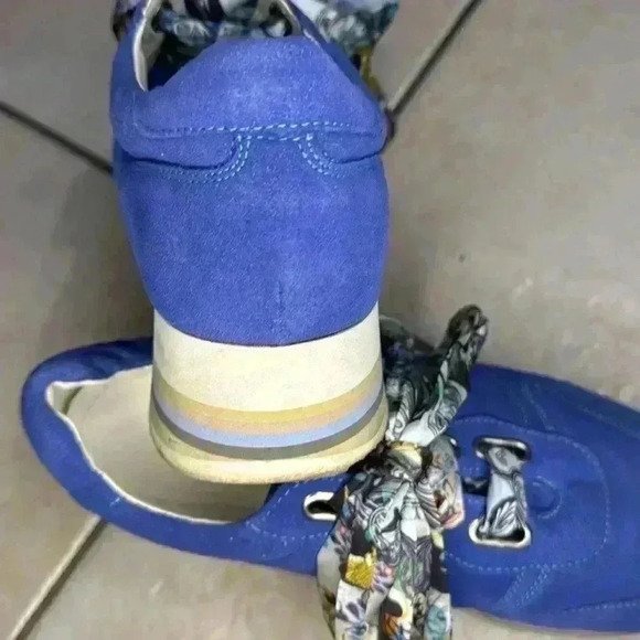 Girotti women’s sneaker blue EU 39/ US 8.5 - Picture 7 of 8